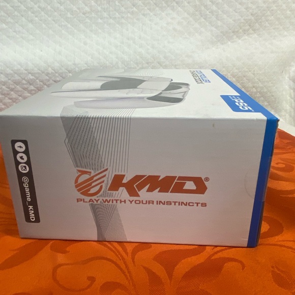 PS5 Controller Charger, PlayStation 5 Charger & 1 Silicone Controller Skin - Picture 8 of 12